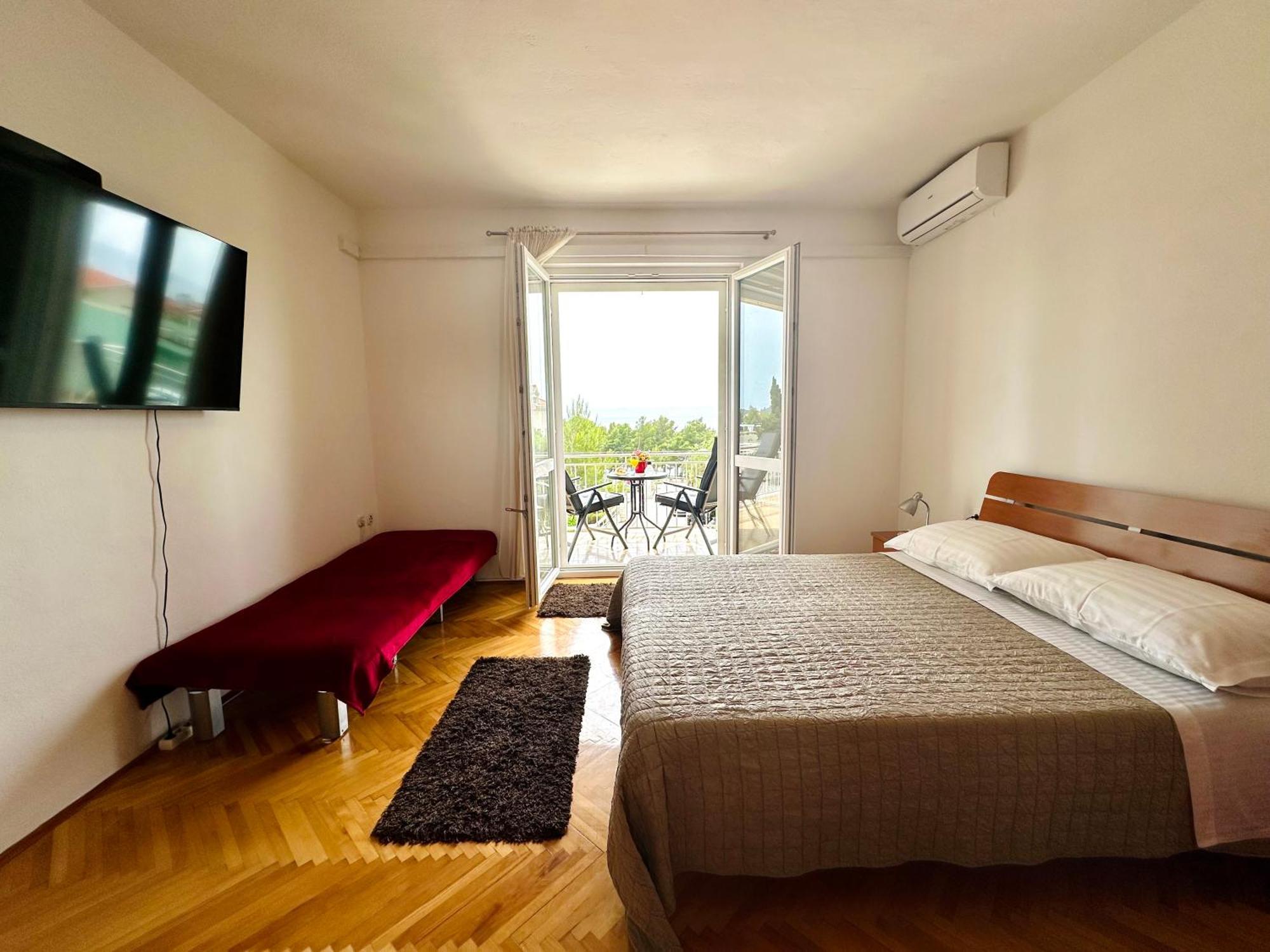Spacious Family Apartment Near The Beach Makarska Extérieur photo
