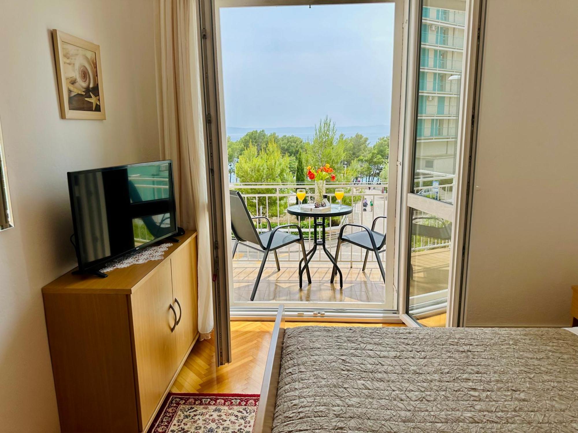 Spacious Family Apartment Near The Beach Makarska Extérieur photo