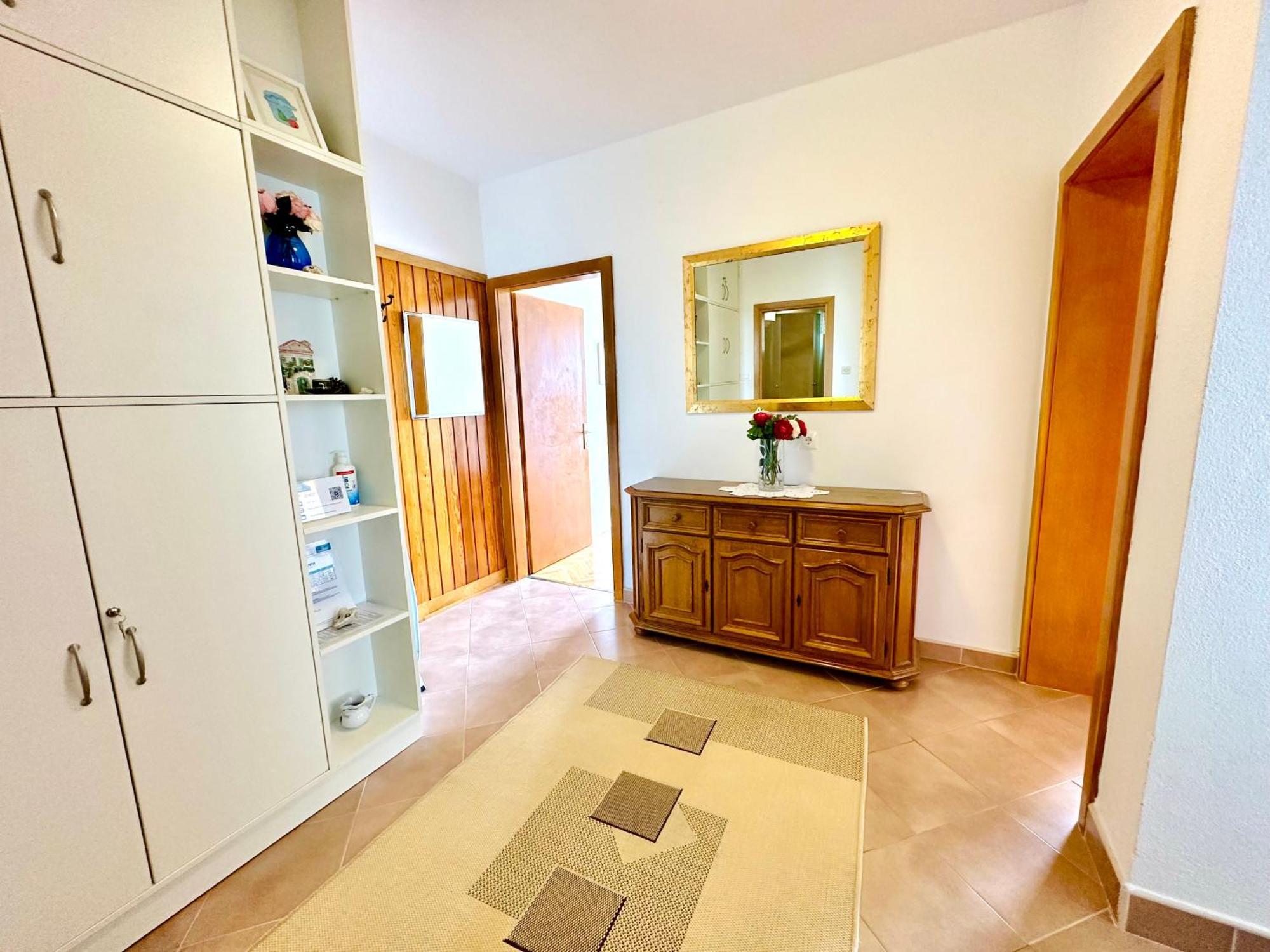 Spacious Family Apartment Near The Beach Makarska Extérieur photo