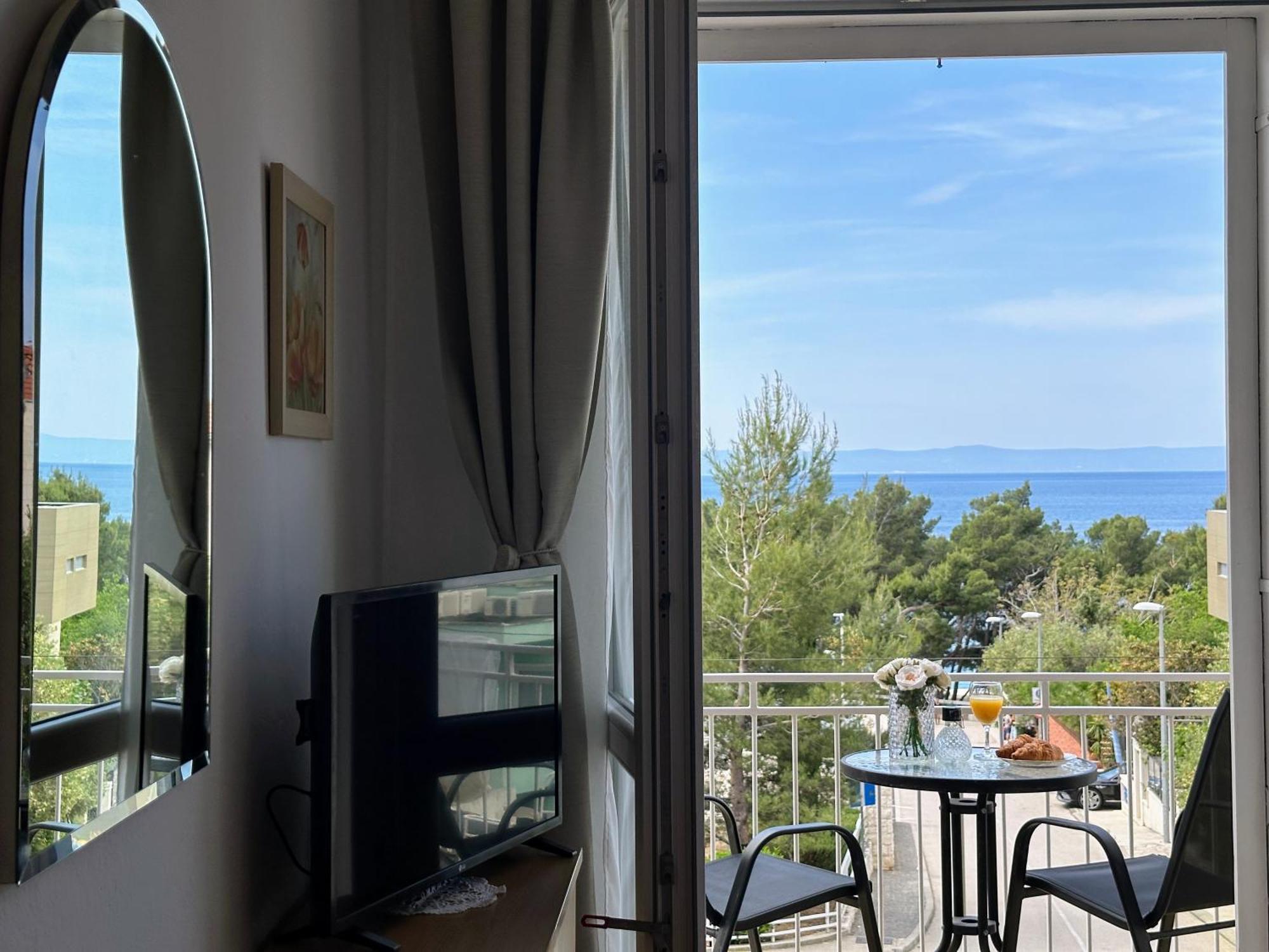 Spacious Family Apartment Near The Beach Makarska Extérieur photo