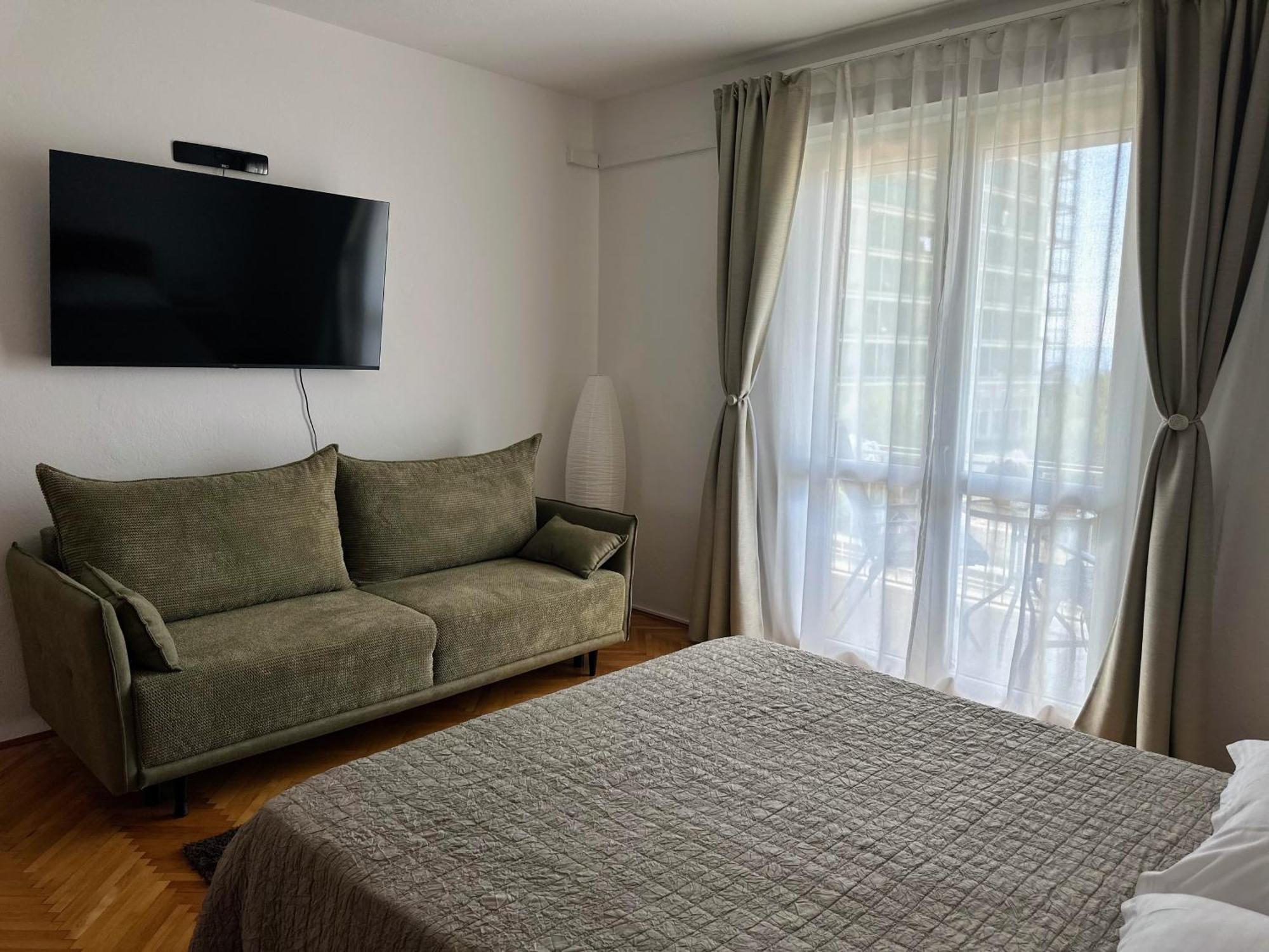 Spacious Family Apartment Near The Beach Makarska Extérieur photo