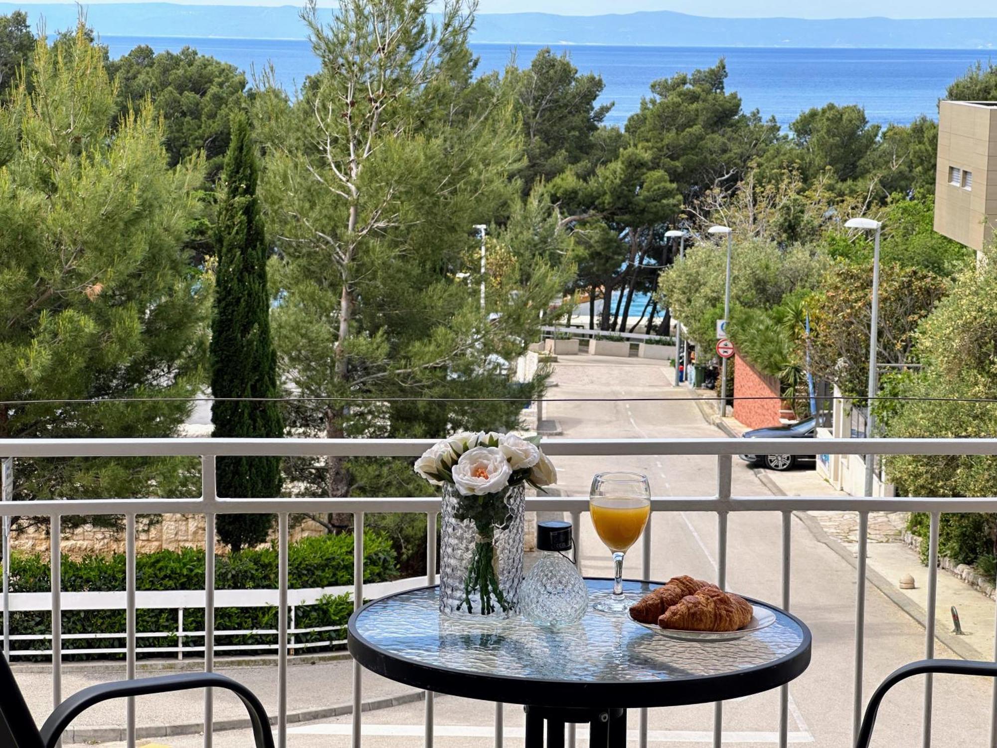 Spacious Family Apartment Near The Beach Makarska Extérieur photo